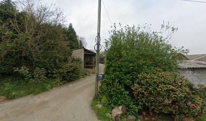Ecurie De Cleudrain, Centre Equestres à Tréglamus