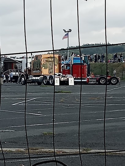 Ecurie Pony Club De Lomagne, Centre Equestres à Pauilhac