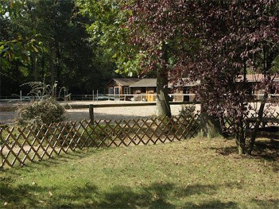 Stables Des Eiders, Centre Equestres à Herbeville