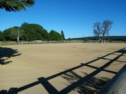Equestrian Center Des Nonains, Centre Equestres à Montjavoult