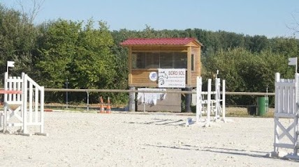 Ecurie Les Noisetiers, Centre Equestres à Montbartier