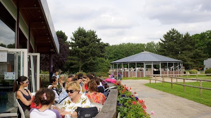 Equestrian Center And Pony Club La Courneuve, Centre Equestres à La Courneuve
