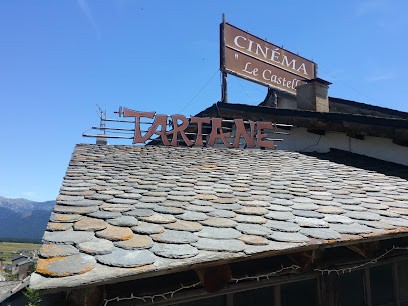 La Tartane, Centre Equestres aux Angles