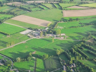 Field La Lande, Centre Equestres à Genêts