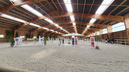 ECURIE LAMBERT VILLERS VICOMTE, Centre Equestres à Villers-Vicomte