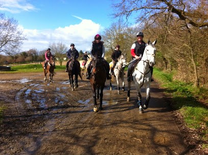 Horse Riding Ecole Des Presnes, Centre Equestres à Saint-Gervais