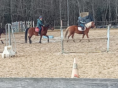 LES ECURIES GP, Centre Equestres à Épargnes