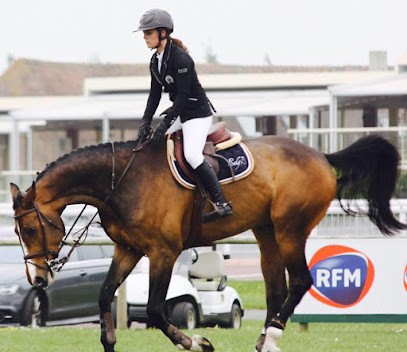 Les Ecuries Du Jonquet, Centre Equestres à Saint-Pierre-du-Jonquet