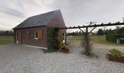 ECURIE DE NEUVY EN SULLIAS, Centre Equestres à Neuvy-en-Sullias