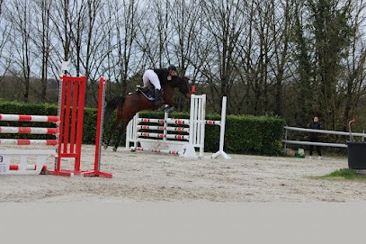 Ecurie Du Chatelars, Centre Equestres à Mazerolles