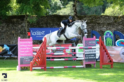 Ecuries de Varnel, Centre Equestres à Inzinzac-Lochrist