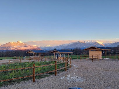 La Ferme De Cevins, Pension pour Chevaux à Pers-Jussy