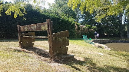 Ecurie Des Forges, Pension pour Chevaux à Louversey