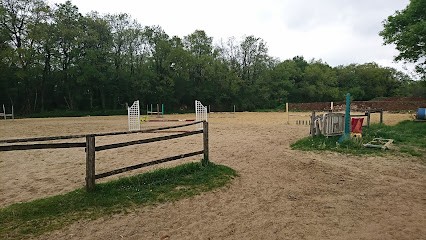 CENTRE EQUESTRE EQUI LIBRE, Centre Equestres à Torsac