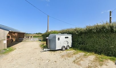 Traon Ilzic, Centre Equestres à Plouider