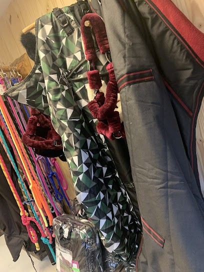 Csell Sellerie, Centre Equestres à Corbonod