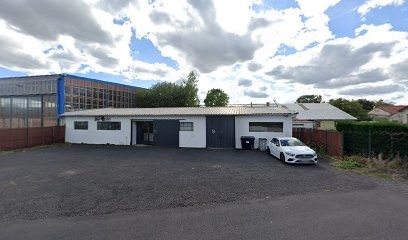 Cheval Box Confort, Centre Equestres à Issoire
