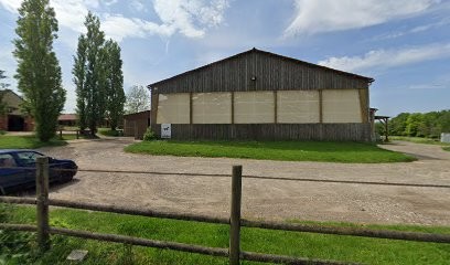 Écurie Des Prés Hauts, Centre Equestres à Lorrez-le-Bocage-Préaux