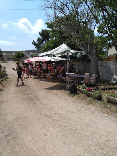 LES ECURIES DE TAM, Pension pour Chevaux à Gignac-la-Nerthe