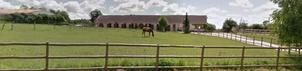 Les Ecuries De La Serre, Centre Equestres à Gredisans