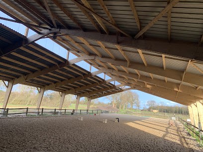 Stables Of La Montglonnière, Centre Equestres à Segré-en-Anjou Bleu