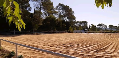 Ecurie L'escapade, Centre Equestres à Lorgues