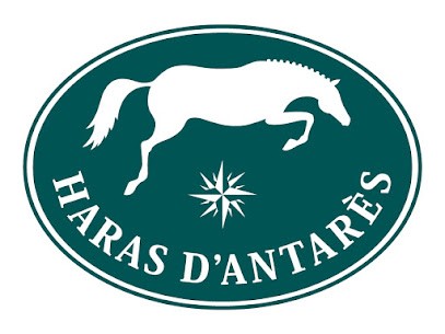 Haras d'Antares, Centre Equestres à Lesterps