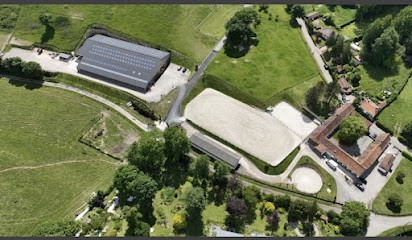 Domaine de Celisar - JT stables, Centre Equestres à Longvilliers