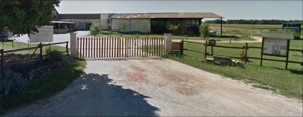 Les Ecuries De L'instant, Centre Equestres à Lavoux