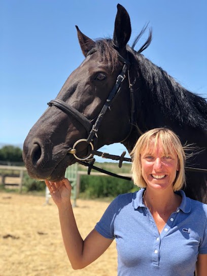 Les Écuries De Loix, Centre Equestres à Loix