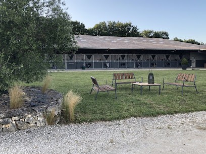 Ecurie Des Mongeries, Centre Equestres à Roullet-Saint-Estèphe