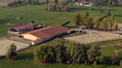Ecuries Des Tourelles, Centre Equestres à Genech