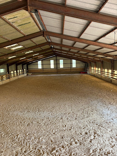 Ecuries De Rouvre Centre Équestre à Saint-Jean-de-Thurigneux