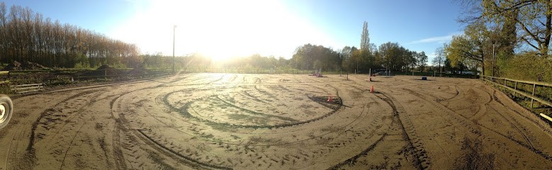 Stables Stephanie Charlet, Centre Equestres à Cysoing