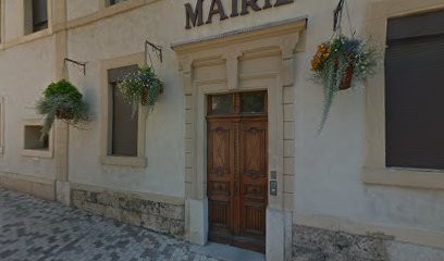 Holidays And Leisure, Centre Equestres à Montélier