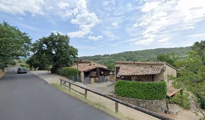 Crinière Et Burle, Centre Equestres à Mercuer