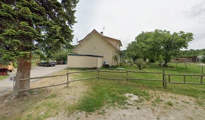 Les Écuries Du Vernay, Centre Equestres à Saint-Siméon-de-Bressieux