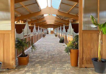 Equineo, Pension pour Chevaux à Pouilly