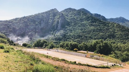 Ecurie De La Nieya, Centre Equestres à Sospel