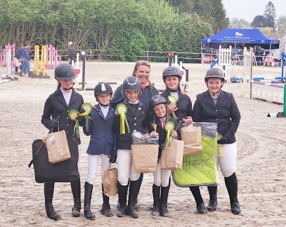 Pony Club Du Boulay, Centre Equestres au Horps