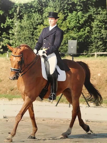 Michel Bourgeois, Pension pour Chevaux à Saint-Julien-sur-Cher