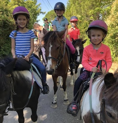 LE CENTAURE D’UZÈS, Centre Equestres à Saint-Siffret