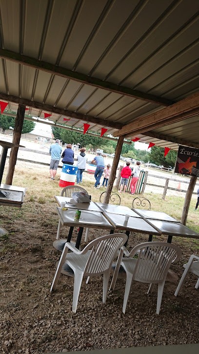 ECURIES DU MARAIS C ET G DE VIENNE, Centre Equestres à Saint-Benoît-sur-Loire