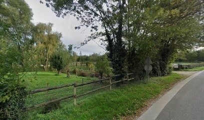 Écurie Des Deux, Centre Equestres à Coulon