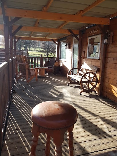 Valley View Stables, Centre Equestres à Laillé