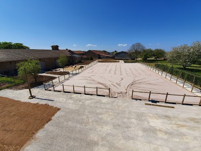 ESKANE, Pension pour Chevaux à Éton