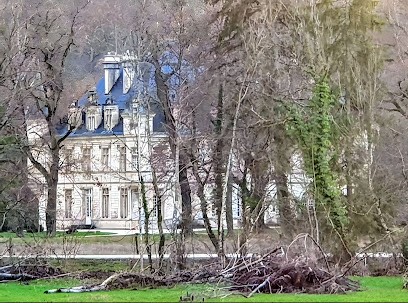 Stud Du Val Des Escholiers, Centre Equestres à Verbiesles