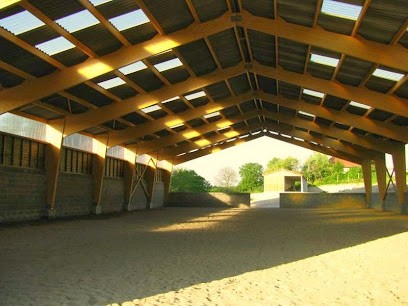 Horse Stables Owner Of Carousel De Javolière, Centre Equestres à Saint-Victor-de-Cessieu