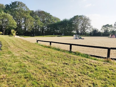 ÉCURIES DES JOULAIRES, Centre Equestres à Sucé-sur-Erdre