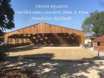 Elevage De La Reverotte, Centre Equestres à Loray